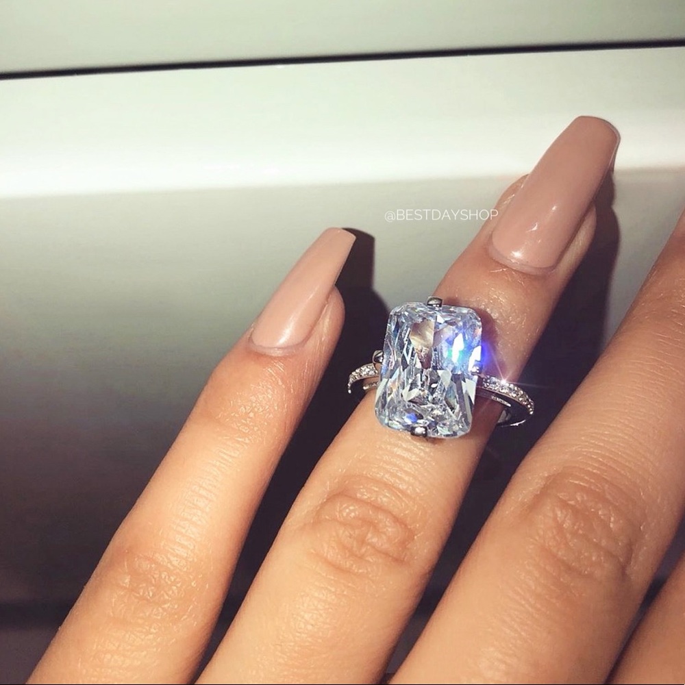 Sterling Silver Ring “ Velvety sparkle “